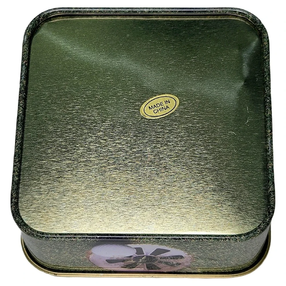 Vintage Golf Ball Green Grass Metal Square Tin Box Small Storage Container Decor
